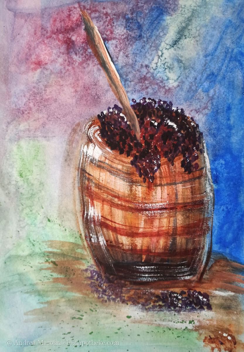 Aquarell: ein Holzfass voller Trauben vor Violett und Blau